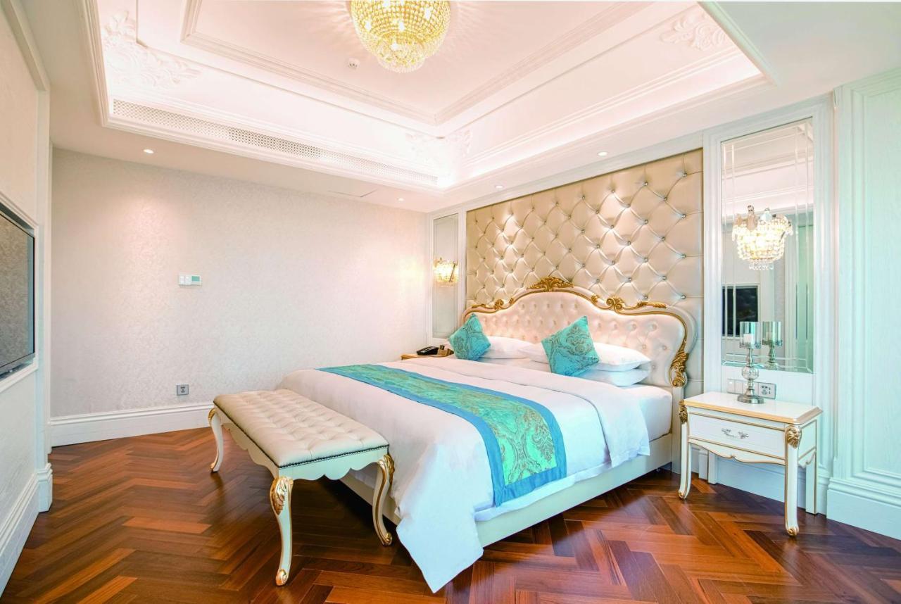 Wyndham Grand Kunming East Hotel Exterior foto