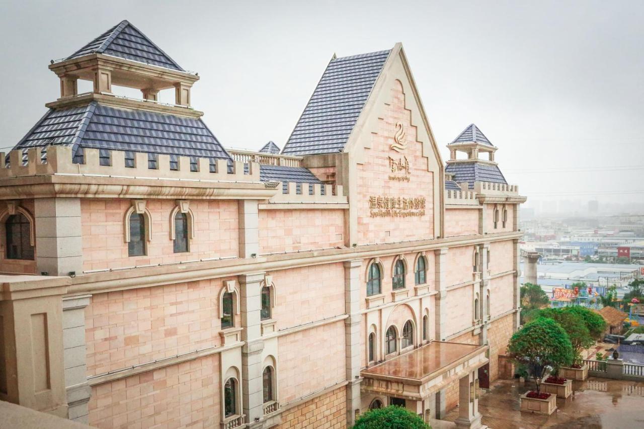Wyndham Grand Kunming East Hotel Exterior foto