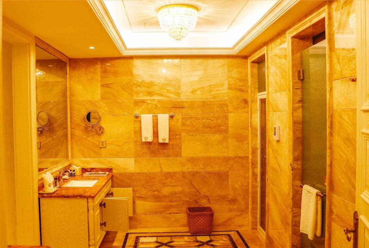 Wyndham Grand Kunming East Hotel Exterior foto